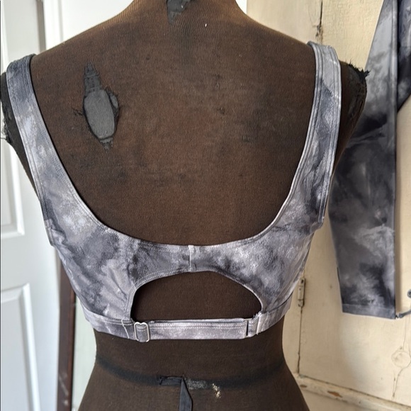 Old Navy Black and Gray Tie-Dye 3-piece Swim Set NWOT - Picture 2 of 8